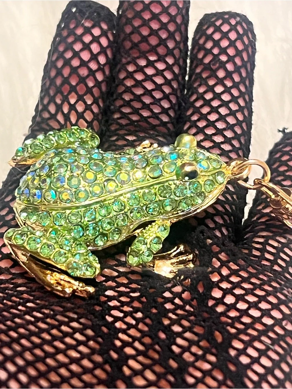 N/A eye catching